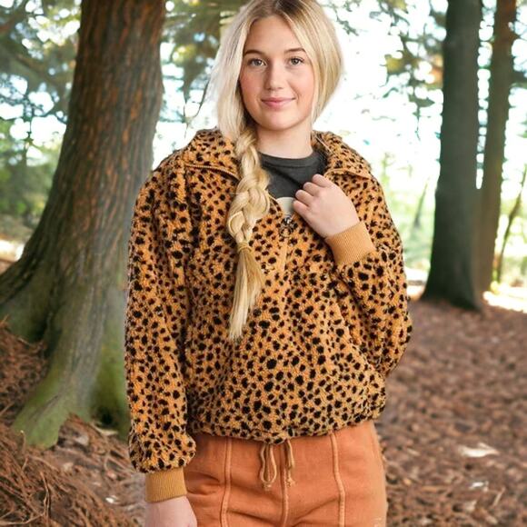 NWT - Billabong Half Zip Sherpa Teddy Fleece Pullover Cheetah Leopard Size: S - Picture 1 of 7